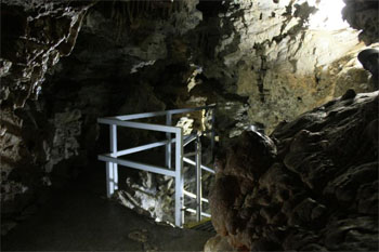 The Area Around the Spiral Stairs is a Domepit (Source: Oregon Caves Image Library)